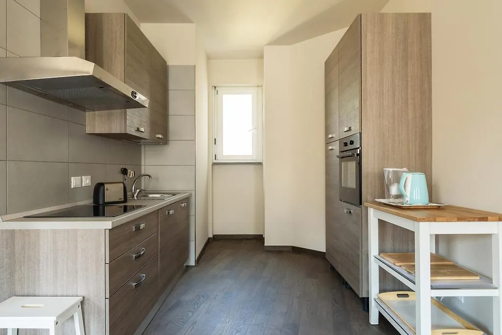 Numero Due Piazza Mazzini - Bymyhomeincomo Apartment Como